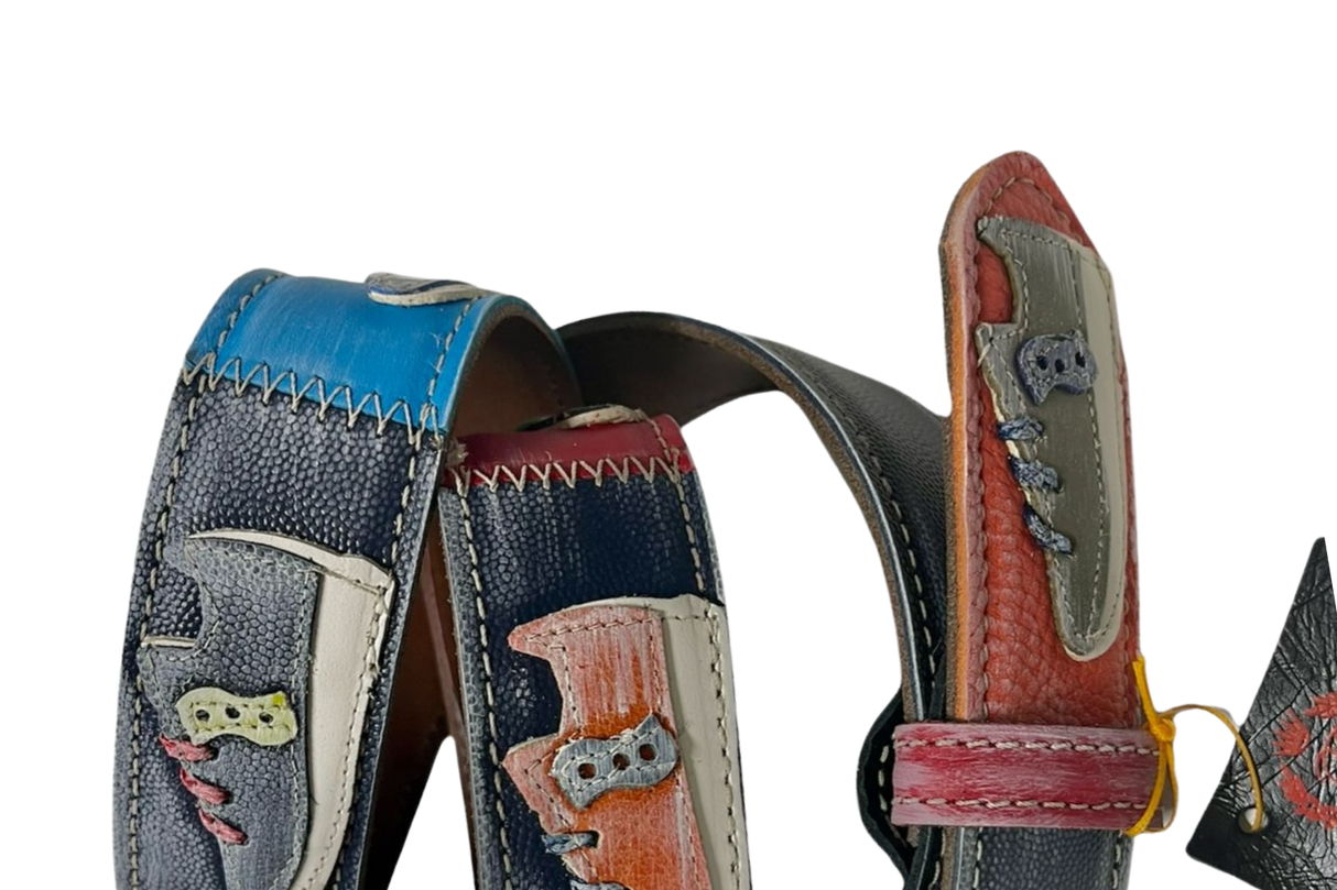 Cintura 'Trendsetter' con dettagli sneaker colorati