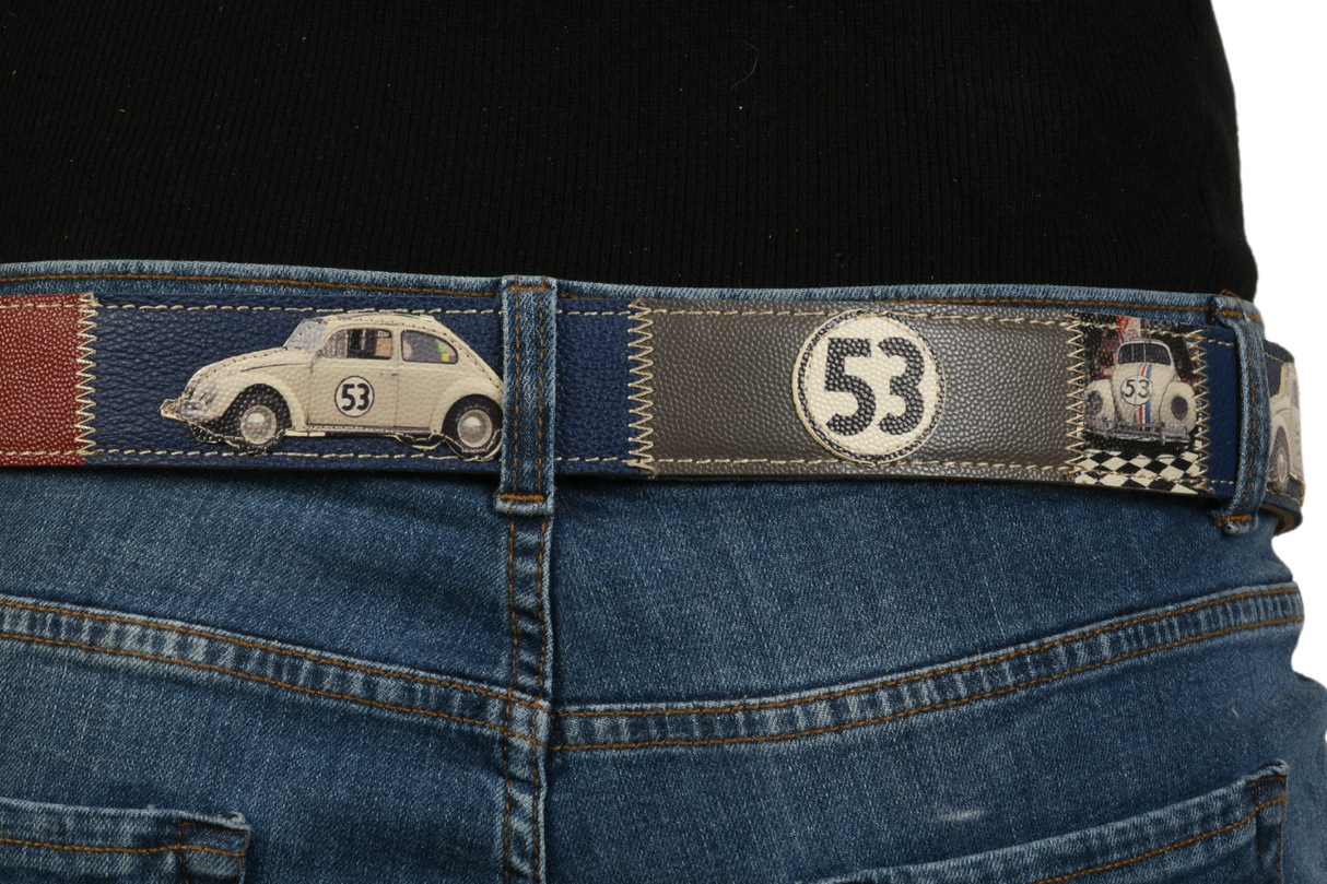 Dettaglio cintura con auto d'epoca e numero 53