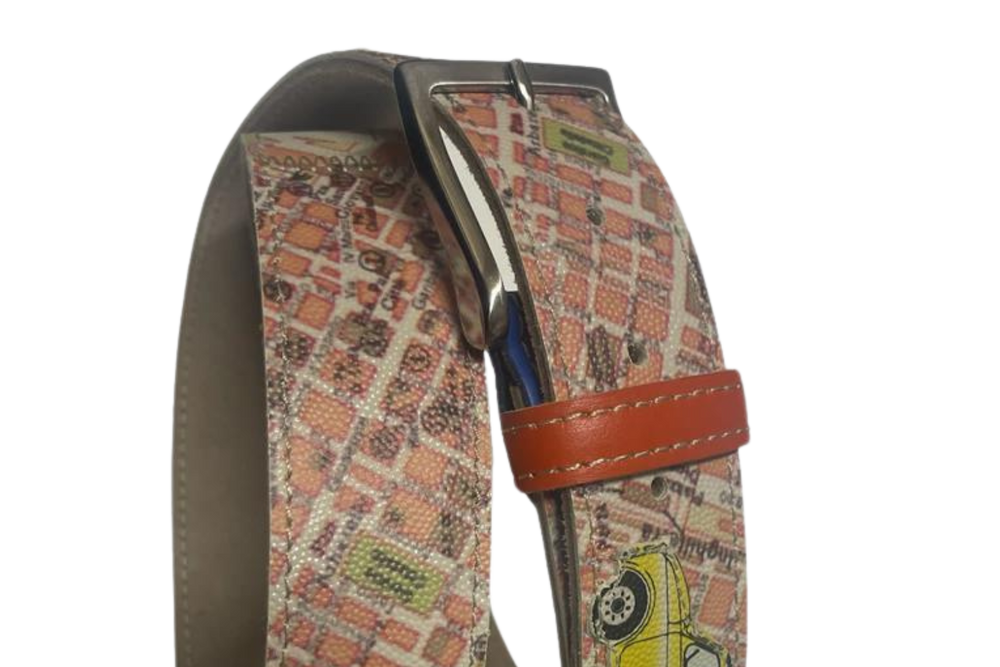 Cintura urbana con stampa cartografica e auto vintage