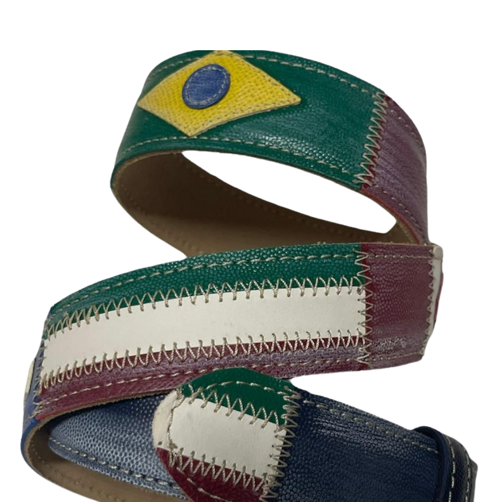 Cintura in pelle con bandiera brasiliana, design colorato