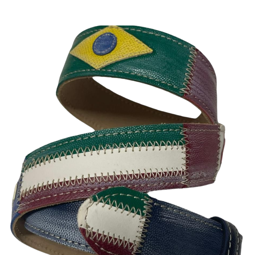 Cintura in pelle con bandiera brasiliana, design colorato