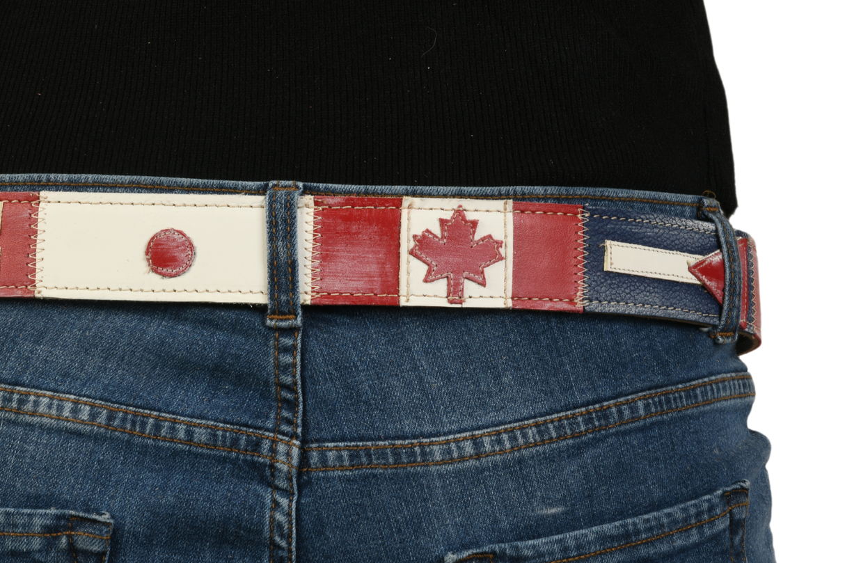 Dettaglio cintura con bandiera canadese
