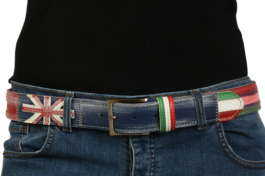 Cintura con bandiere indossata frontalmente