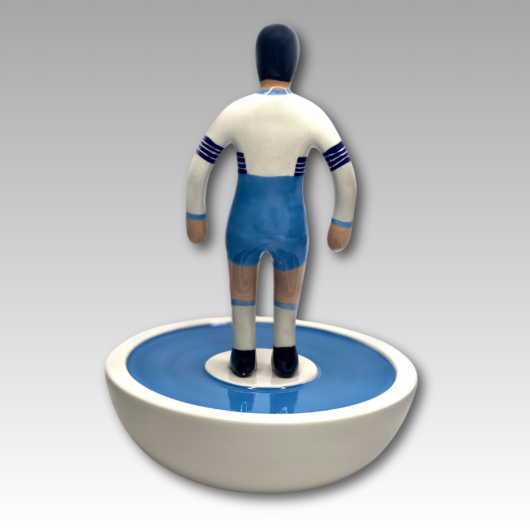 Retro statuetta Subbuteo ceramica bianco e azzurro