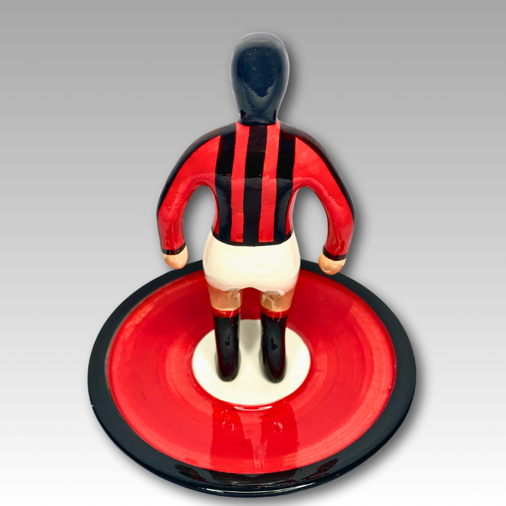 Retro statuetta Subbuteo ceramica rosso e nero