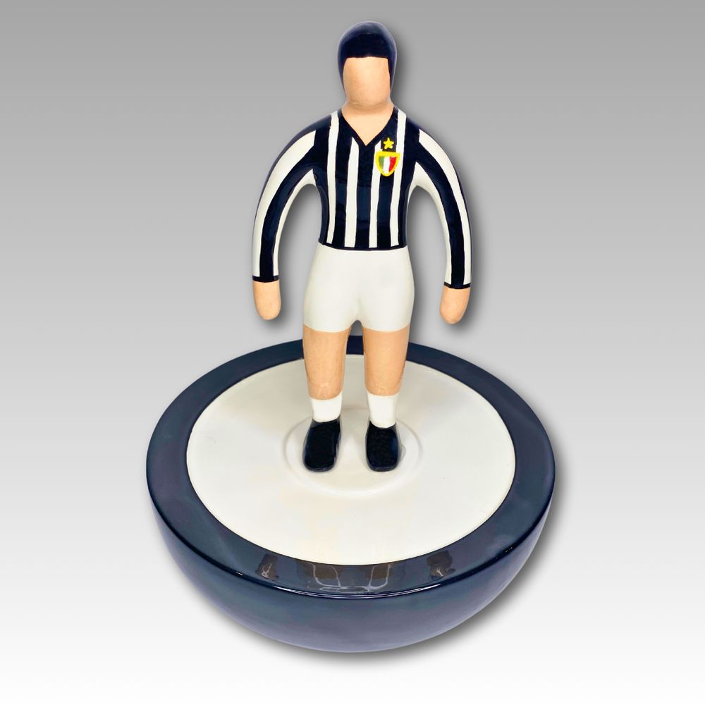 Statuetta Subbuteo ceramica bianco e nero Serie A