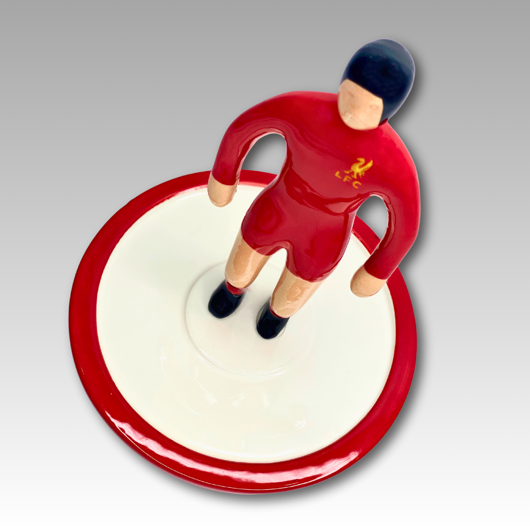 Vista dall'alto figura Subbuteo rossa e bianca