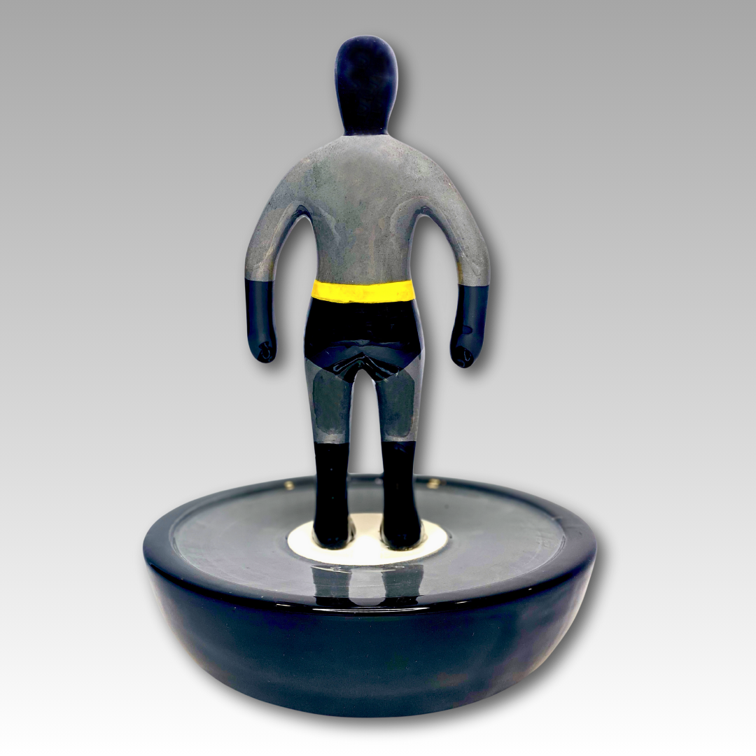 Retro statuina ceramica Subbuteo supereroe nero e grigio