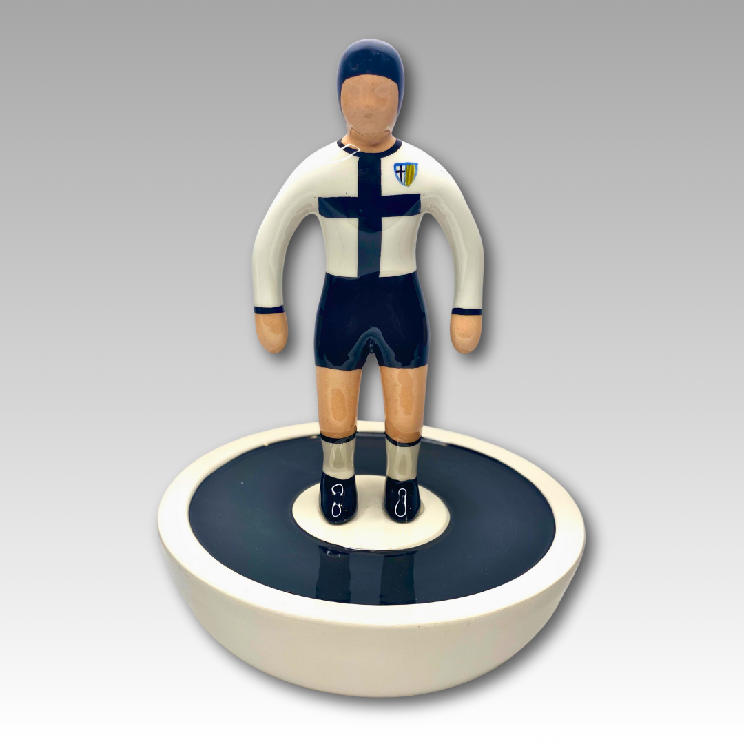 Statuetta Subbuteo ceramica bianco e blu Serie A