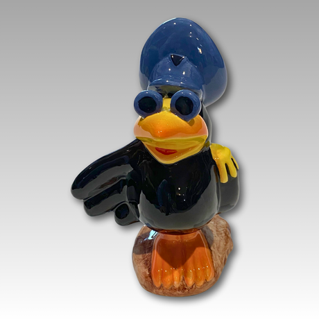 Statuina in ceramica Secondor Ferrero Carosello, vista frontale