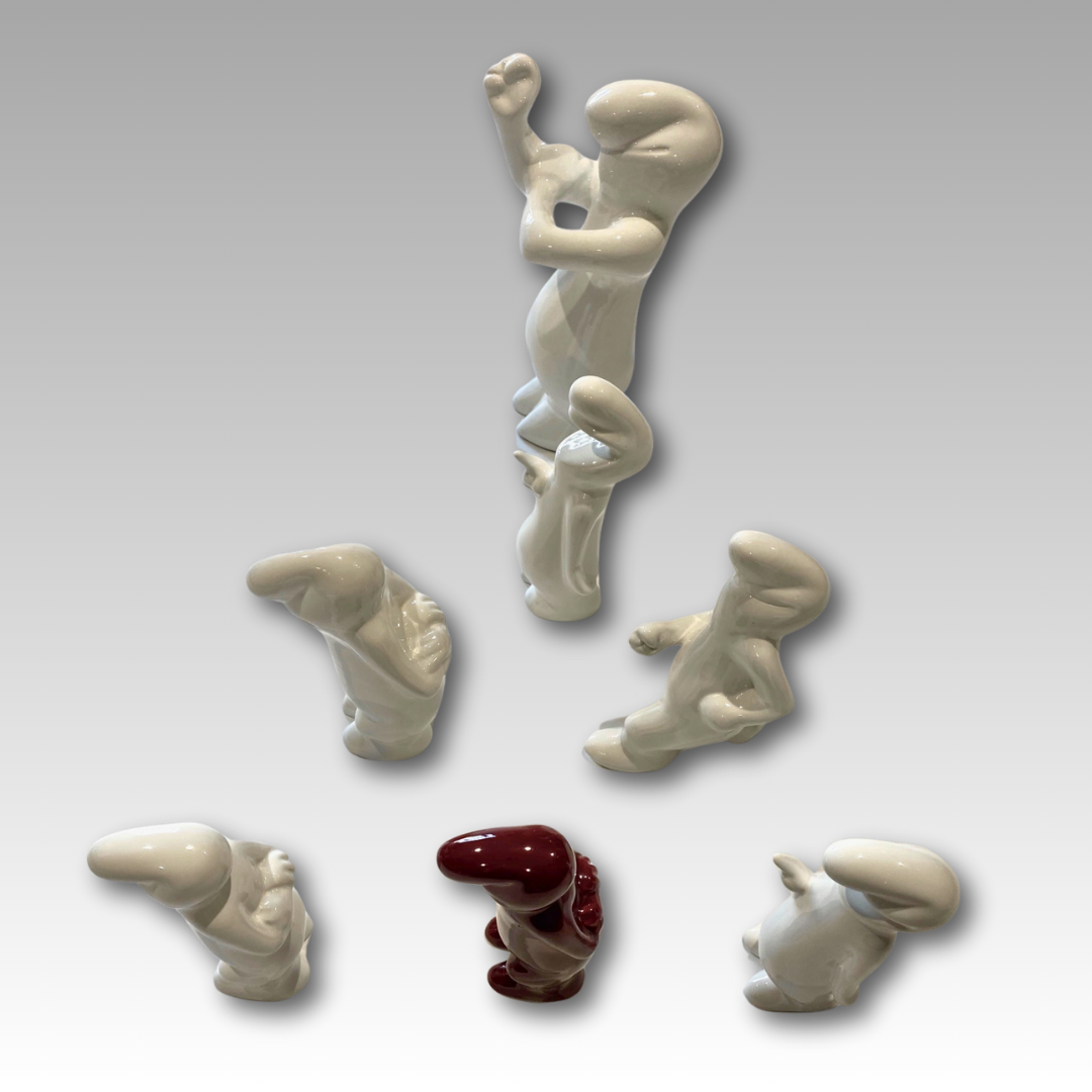 Set di statuette ceramica La Linea, design Osvaldo Cavandoli