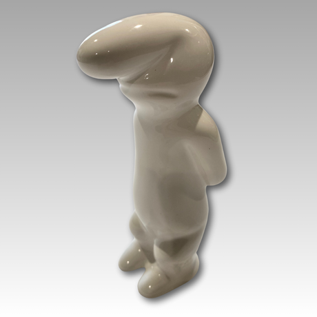 Statuetta singola La Linea in ceramica, profilo laterale