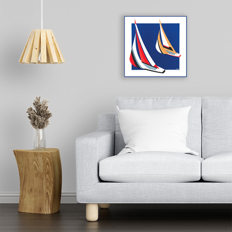 Ambientazione Serigrafia 'Portofino' della Collezione Emozione Vela, opera di Amleto dalla Costa, vibrante di colori e movimento, firmata e numerata, 52x52 cm.