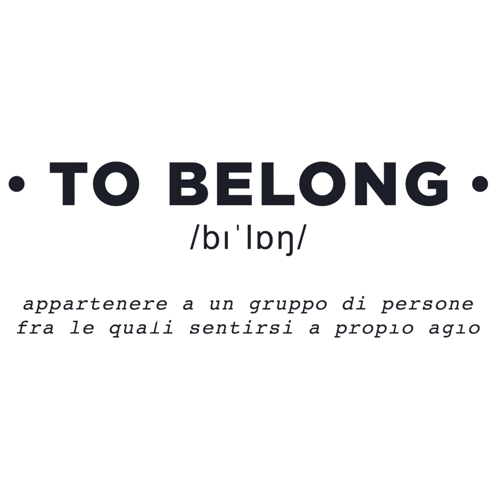 Sticker 'TO BELONG' in serigrafia su carta Fabriano, espressione artistica del comfort e appartenenza per interni accoglienti.