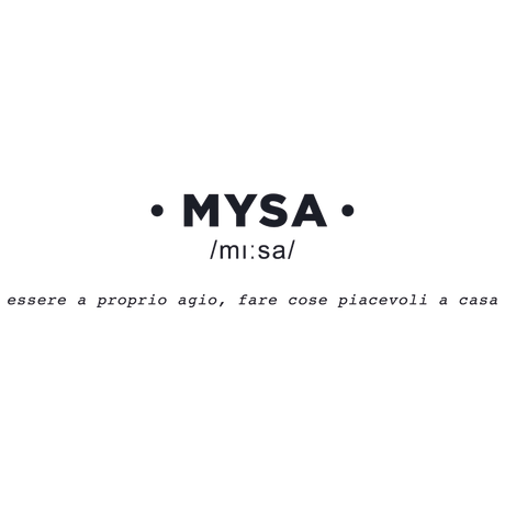 Sticker da parete MYSA raffigurante la gioia del relax casalingo, in perfetto stile scandinavo per interni moderni e confortevoli.