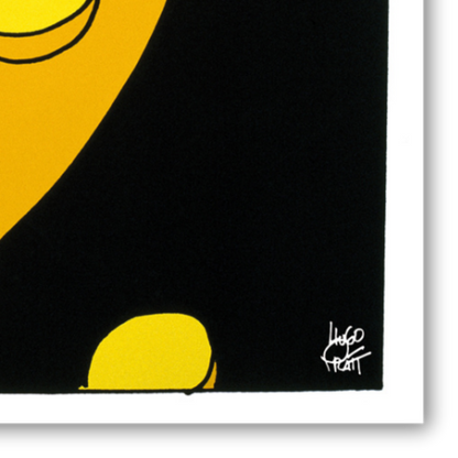 Dettaglio Quadro Stampa artistica minimalista raffigurante il bavero giallo e nero di Corto Maltese, simbolo di avventura e stile.