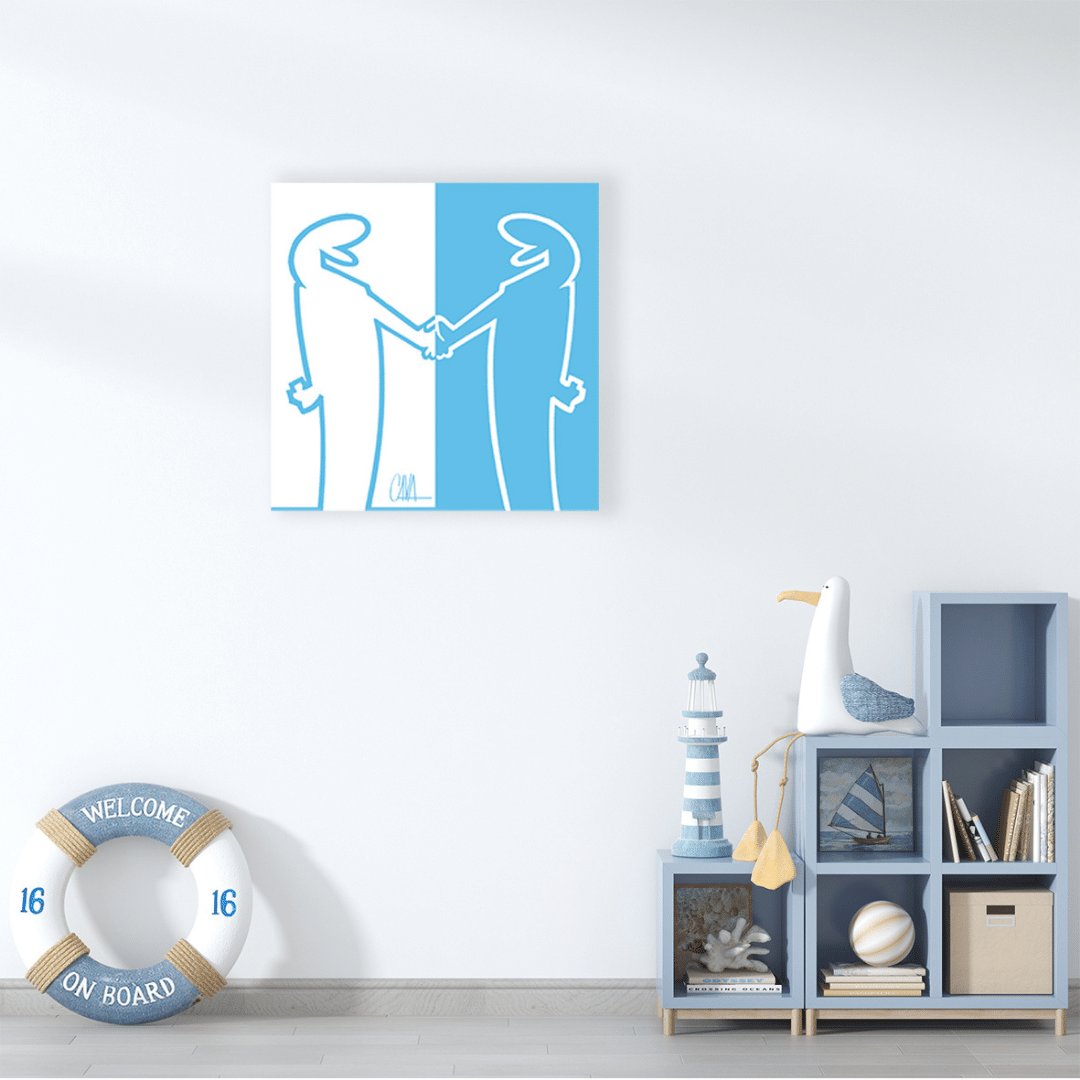 Ambientazione Quadro MrLINEA, Forza bianco-azzurri! - quadro di Osvaldo Cavandoli raffigurante due figure stilizzate in bianco e azzurro che si stringono la mano.