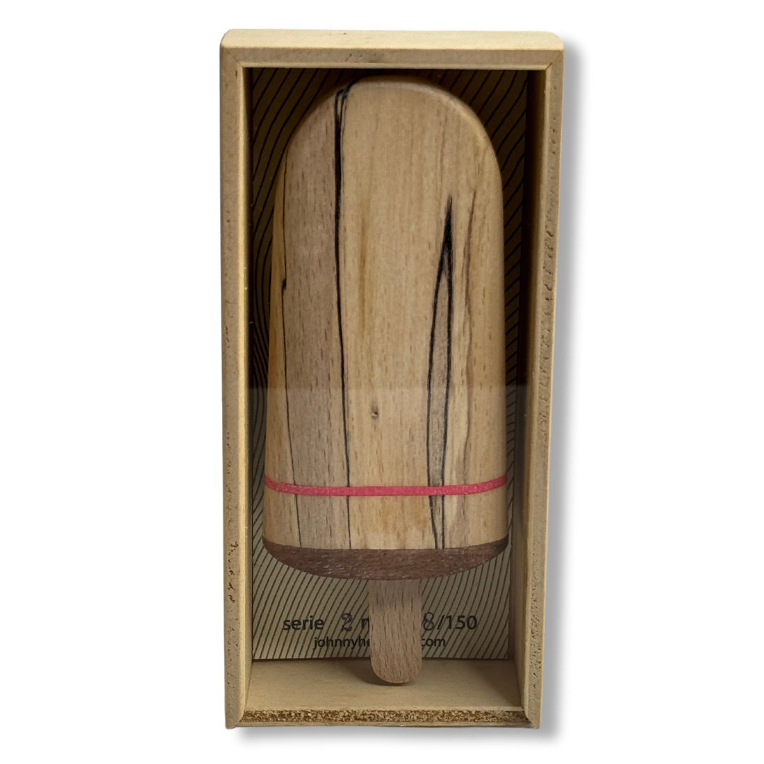 Scultura Pinguino Gelato in legno, edizione limitata