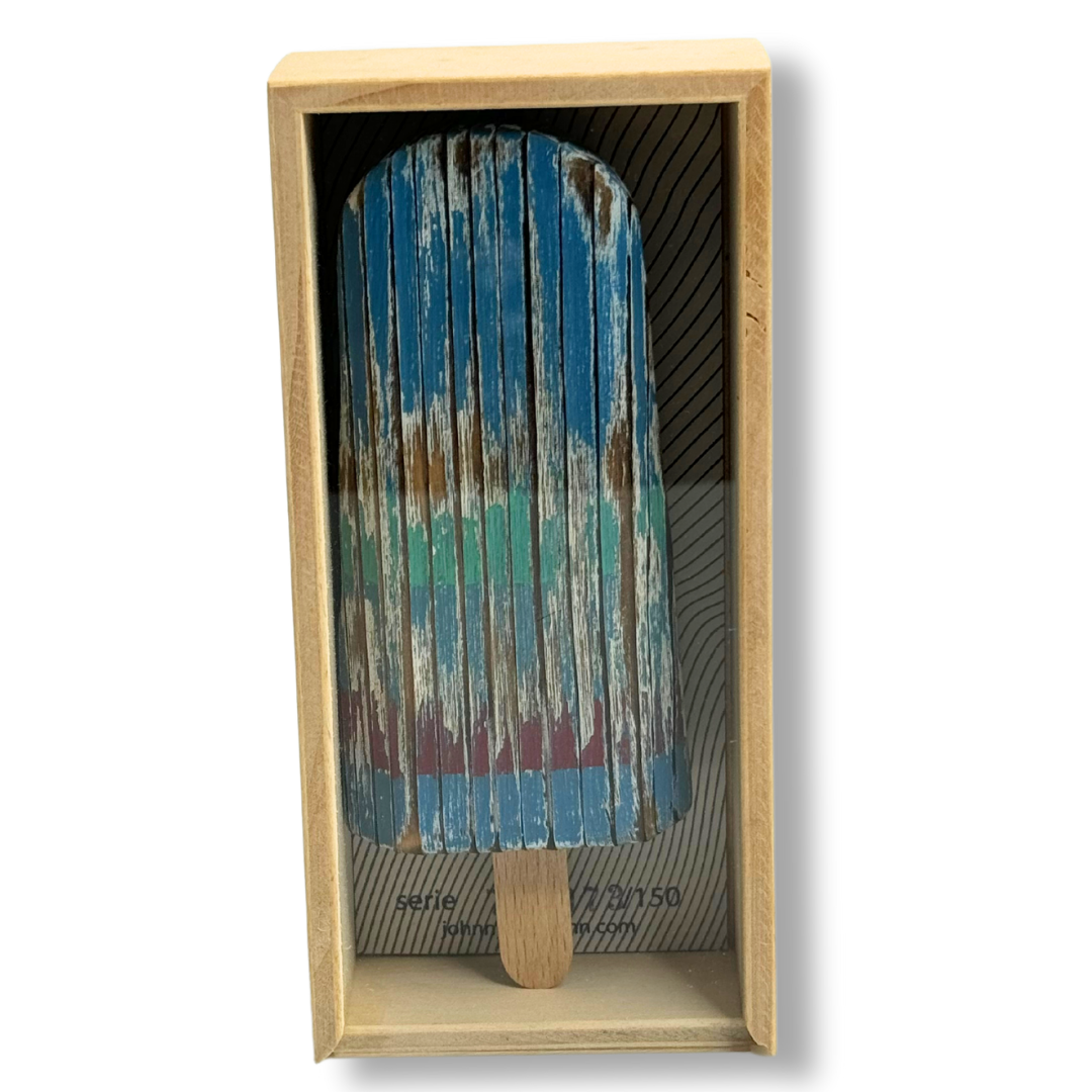 Scultura gelato pinguino in legno blu-verde in scatola