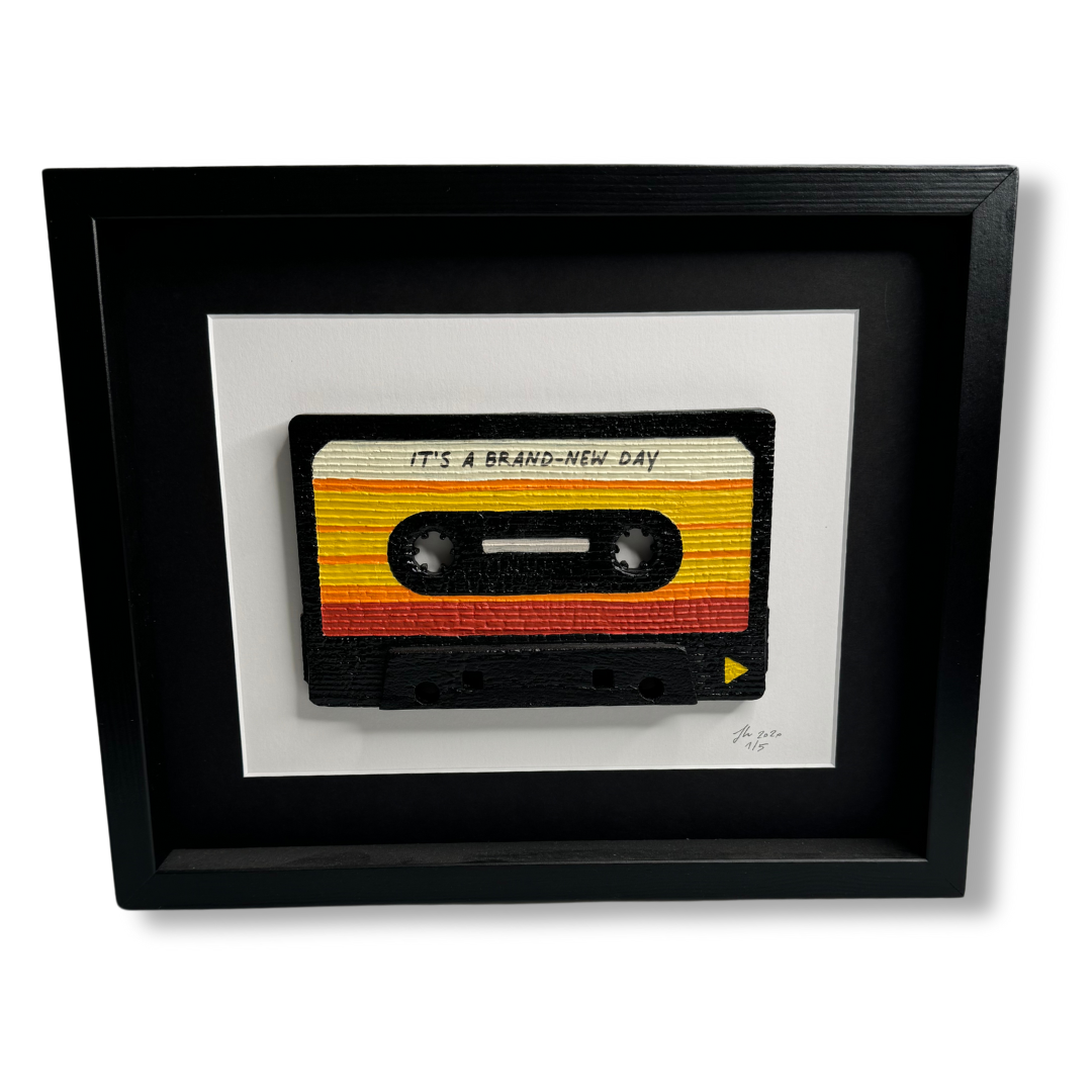 Opera in legno cassetta vintage 'It's a Brand-New Day'