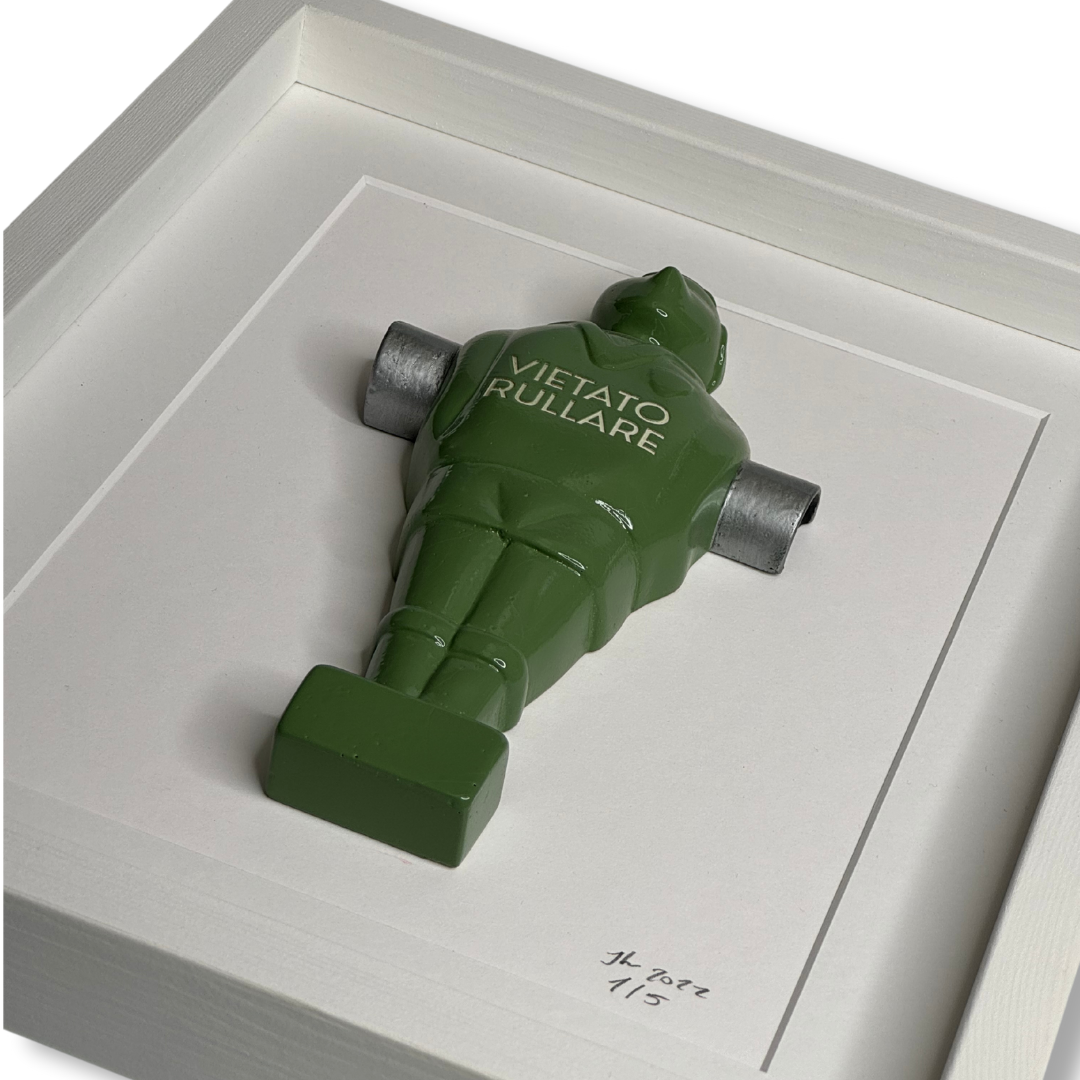 Omino calciobalilla verde in cornice, edizione limitata