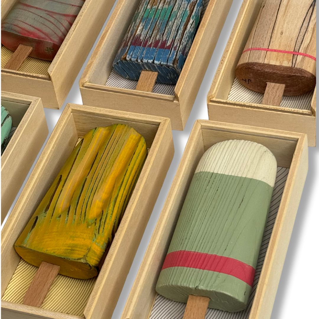 Dettaglio collezione gelati in legno in scatole