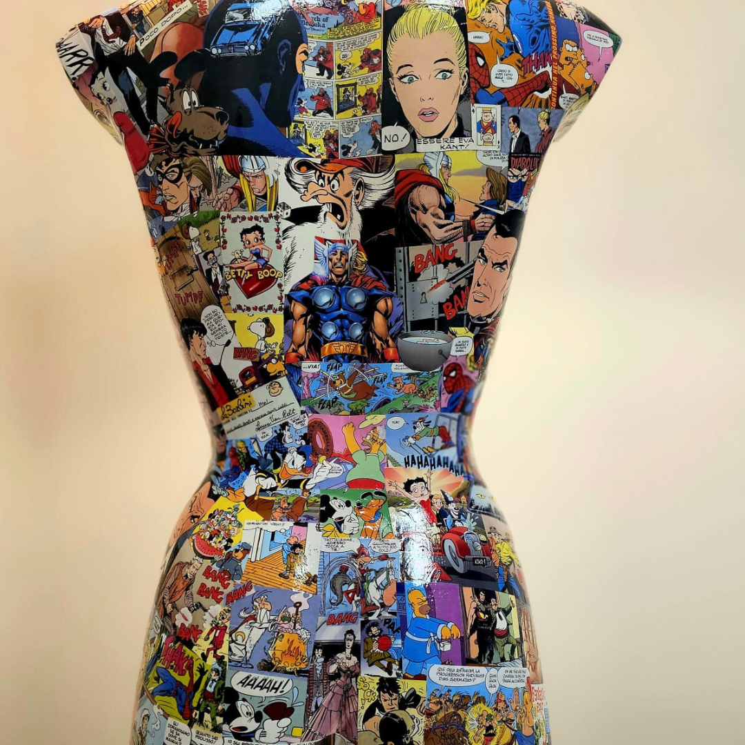 Retro lampada COMIXLIGHT con collage fumetti