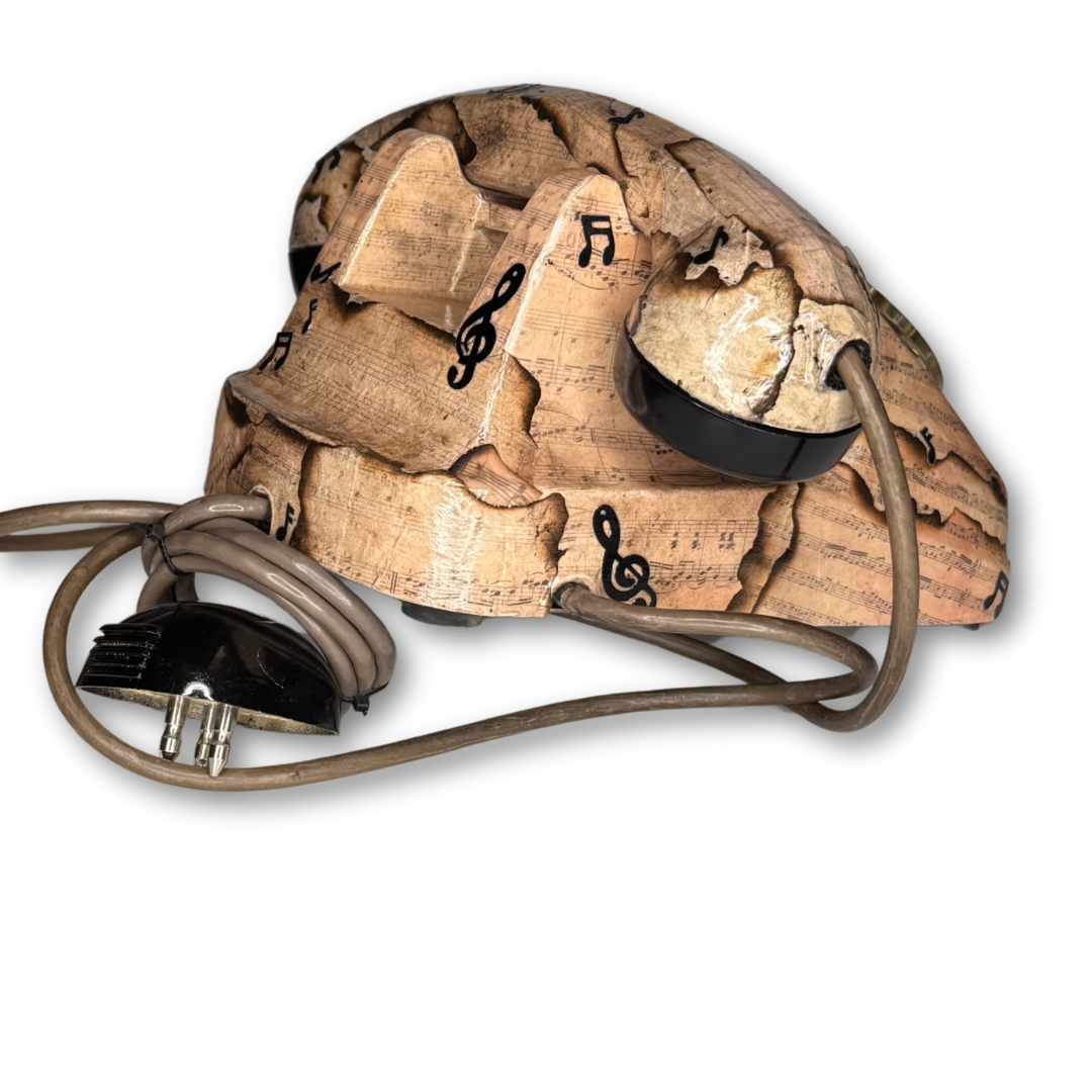 "Note di Fuoco" – Telefono Vintage, Arte & Musica