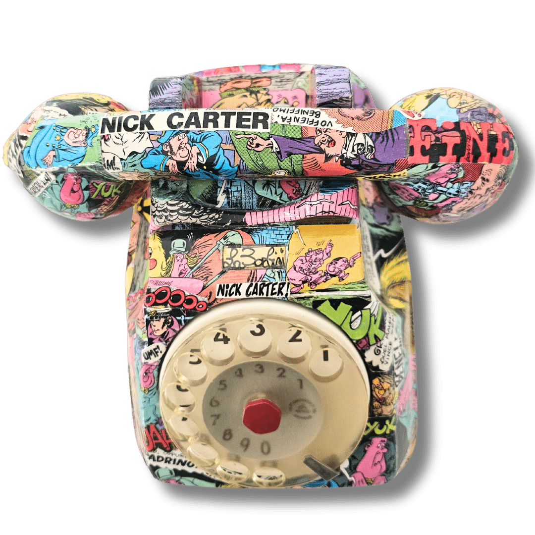 Telefono artistico vintage con illustrazioni di Nick Carter