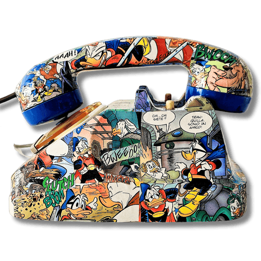Telefono dipinto a mano Paperinik con immagini fumetti