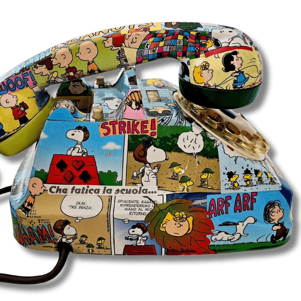 Telefono vintage Peanuts con fumetti colorati