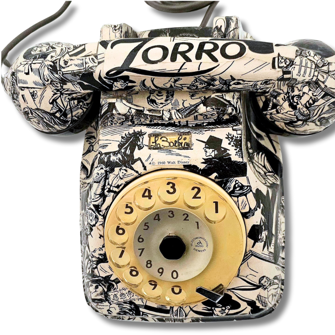 Telefono artistico ZORRO con design fumettistico