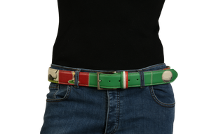 Cintura 'Green Golf' indossata su jeans, vista frontale completa