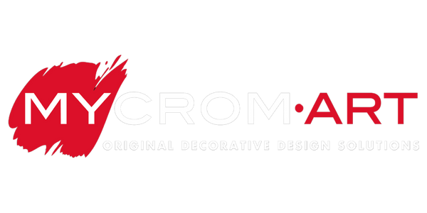 LOGO MYCROMART positivo, con Mycrom Bianco, punto al centro, e art rosso, in lettere maiuscole.