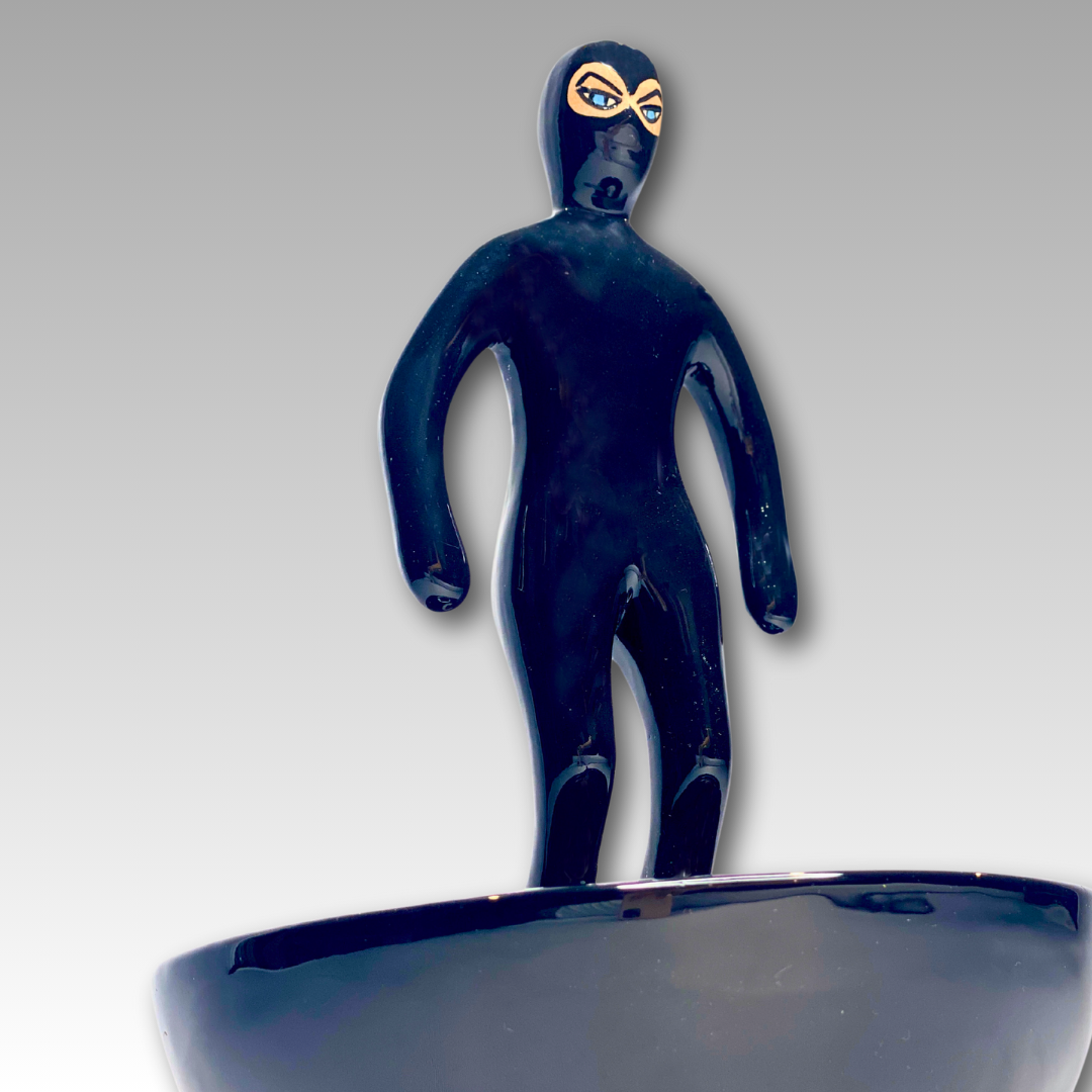 Superhero and famous Subbuteo characters statuette in ceramic - Manual craftsmanship 30 cm