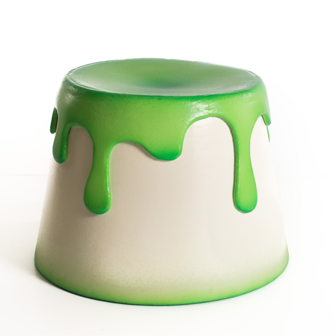 Pouf Big Eat Cream con design a goccia verde