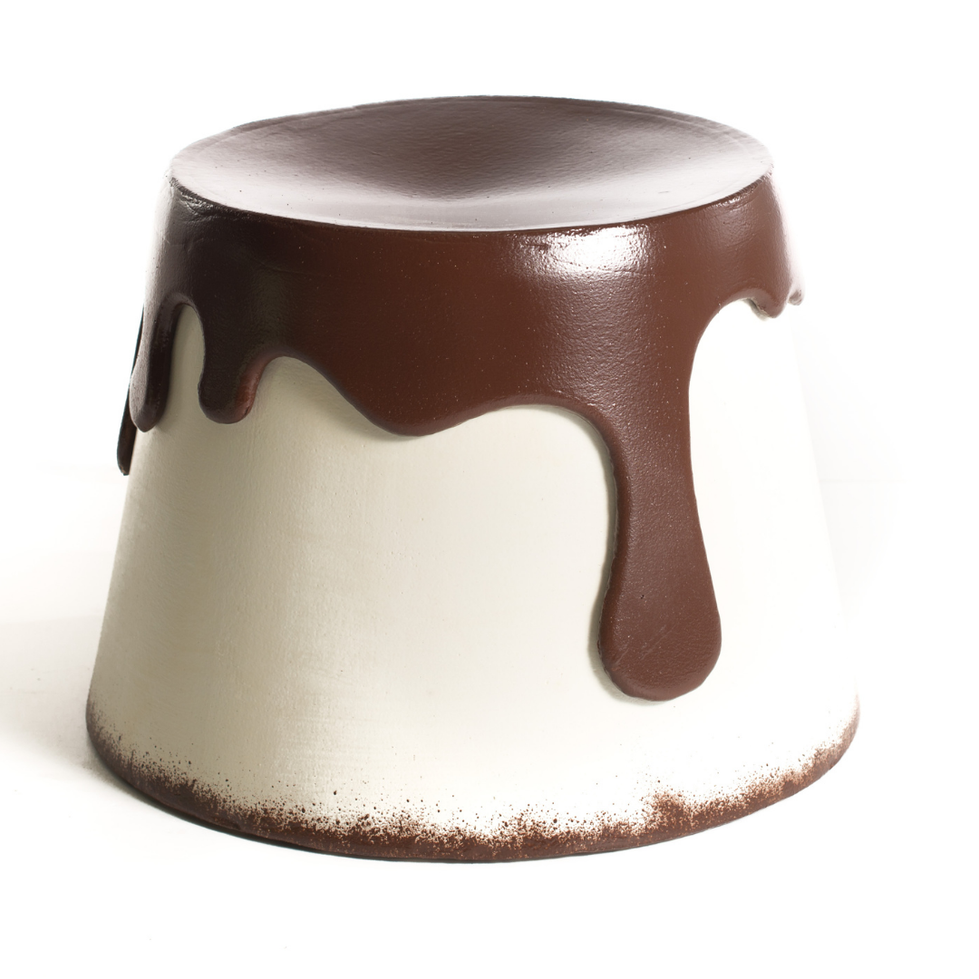 Pouf Big Eat Cream con design a goccia cioccolato